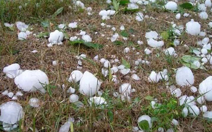 মৌসুমের শুরুতেই সুনামগঞ্জে শিলাবৃষ্টি